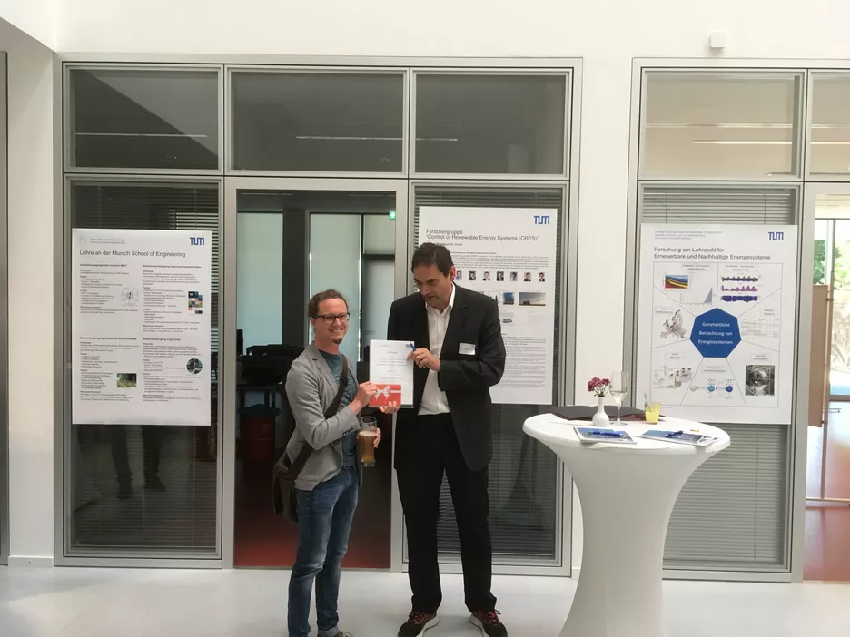 Preisverleihung, Matthias Hotz und Prof. Thomas Hamacher